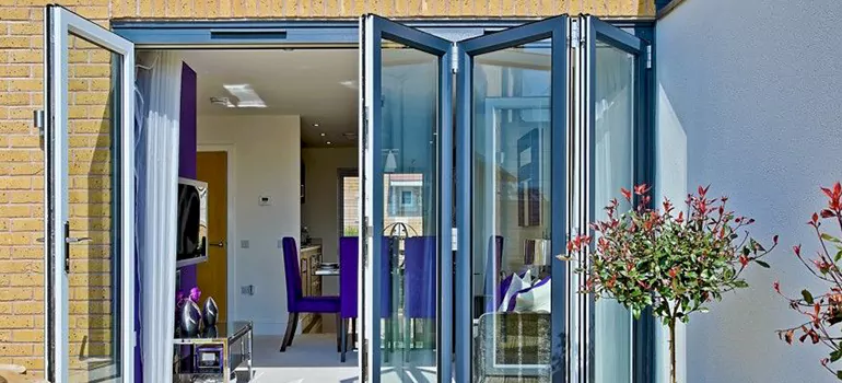 Bifold Door Repairs Near Me in Navarre, FL